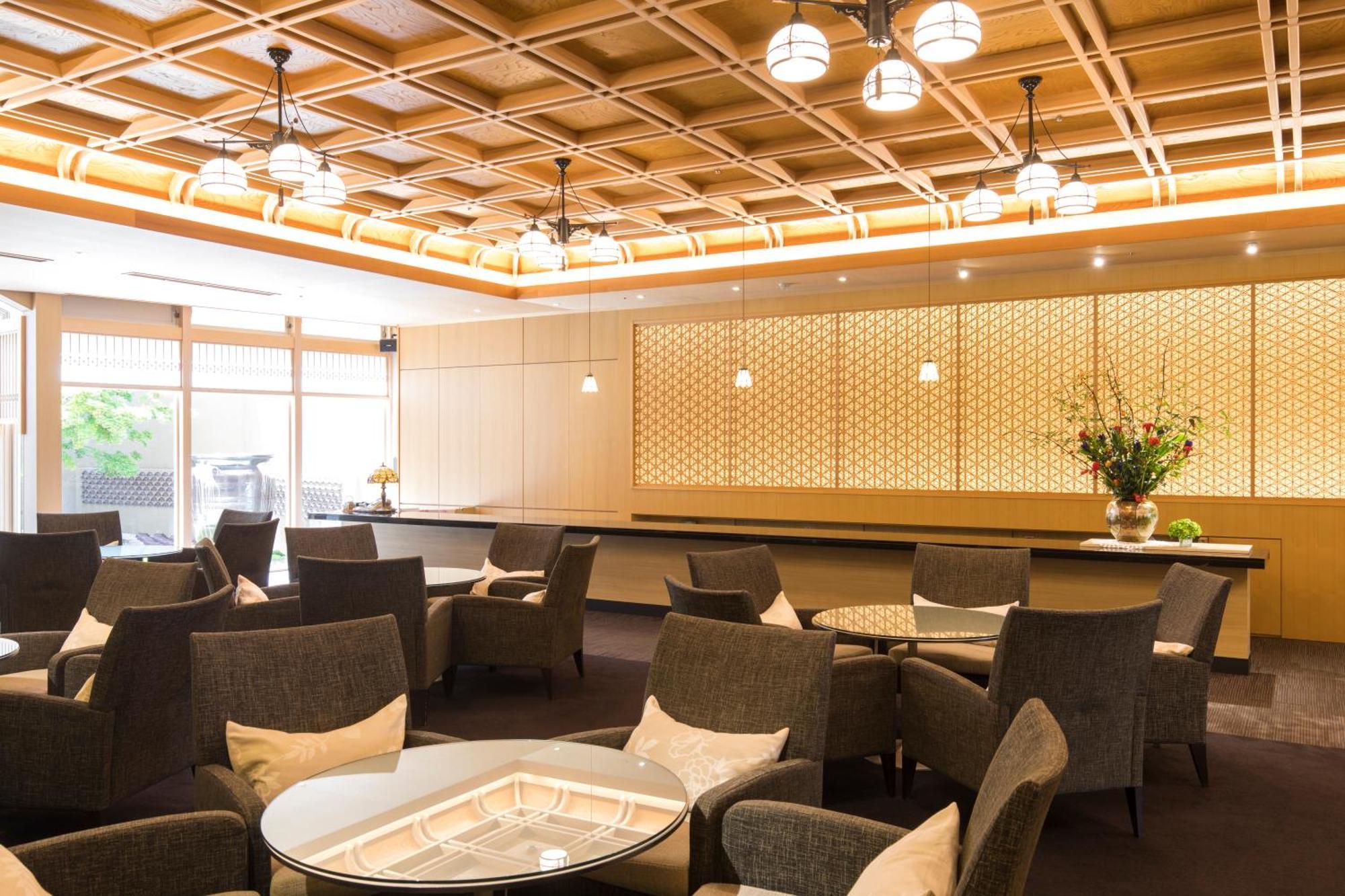 Notoya Hotel Komatsu  Buitenkant foto